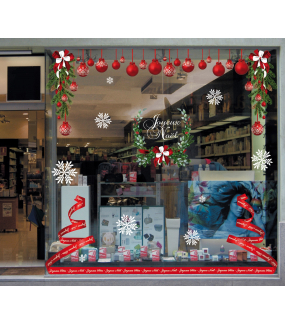 vitrine-decoration-noel-pin-pignes-sticker-electrostatique-vitrophanie-cristaux-neige-noeud-ruban-suspensions-boules-rouges-sapin-ruban-stylise-couronne-houx-deco-vitres