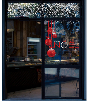 vitrine-noel-decoration-frise-etoiles-suspensions-boules-rouges-stickers-geants-vitrophanies-noel-electrostatique-sans-colle-stickers-DECO-VITRES